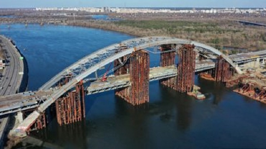 3 млрд. грн. намагалися вкрасти на будівництві Подільського мосту